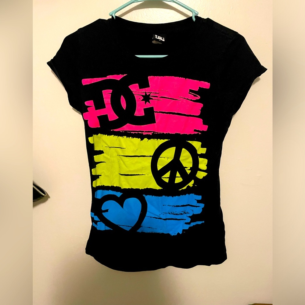 Black DC tshirt. Size M